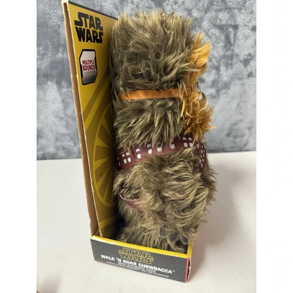 Star Wars Chewbacca Interactive Walk N' Roar Wookie 12
